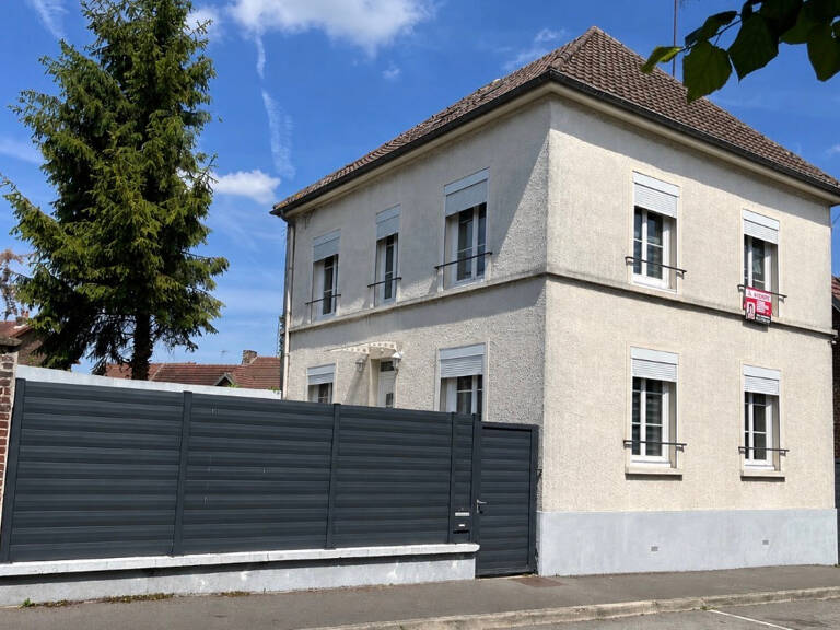 Maison 7 pièce(s) 128 m²  HYPER-CENTRE de NOYON  - 5 chambres et Garage — photo 1