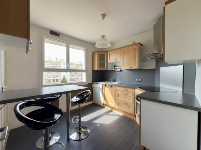 Appartement Cholet 4 pièces 78.1 m2 — photo du bien