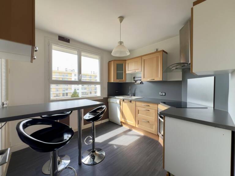 Appartement Cholet 4 pièces 78.1 m2 — photo 1