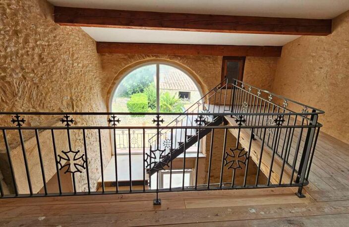 Maison Villespy 12 pièce(s) 255 m2 — photo 2