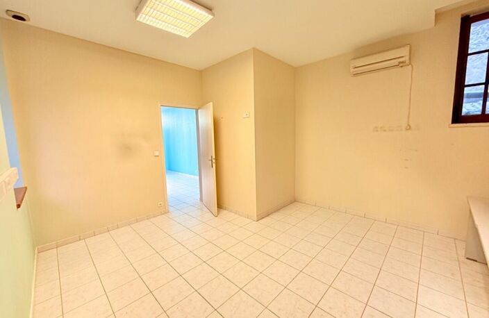 Maison de ville Joigny 6 pièce(s) 130 m2 — photo 5