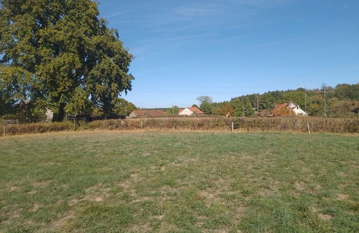 Terrain  constructible de  3200 m² — photo 2
