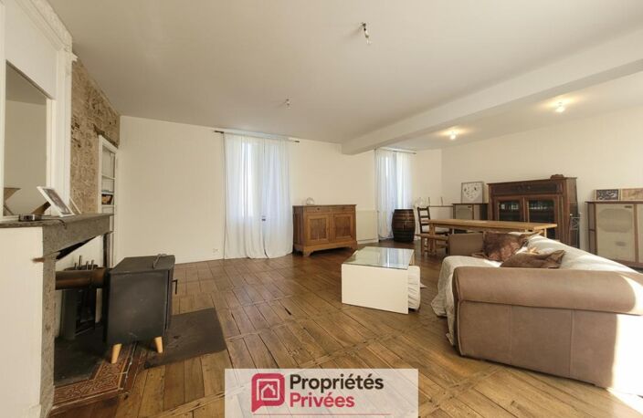 CHERVES CHATELARS (16310) : Maison de 184m2 avec jardin et dépendances — photo 2