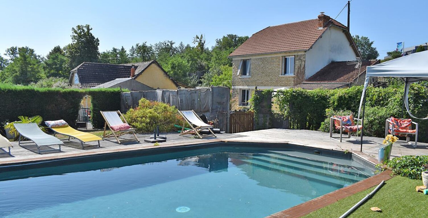 Maison gîtes Saint Geniès 10 pièce(s) 210 m2 — photo 1