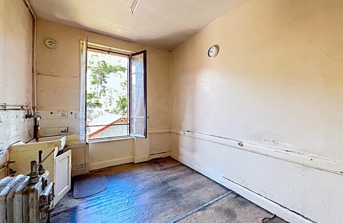 DUPLEX 4 pièces à rénover avec garage et jardin — photo 3