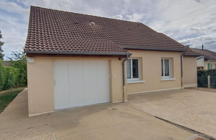 TELOCHÉ ? COUP DE C?UR ! Maison rénovée entièrement de plain-pied de 70 m2 avec extérieur Sud ? 2 chambres sur une parcelle de 500 m2 — photo 2