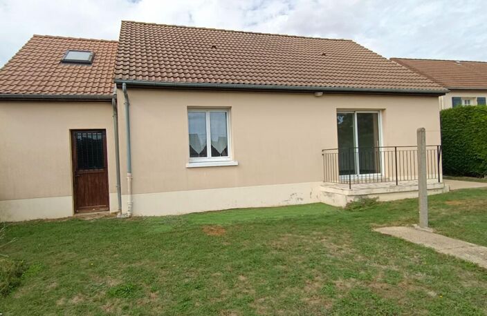 TELOCHÉ ? COUP DE C?UR ! Maison rénovée entièrement de plain-pied de 70 m2 avec extérieur Sud ? 2 chambres sur une parcelle de 500 m2 — photo 3