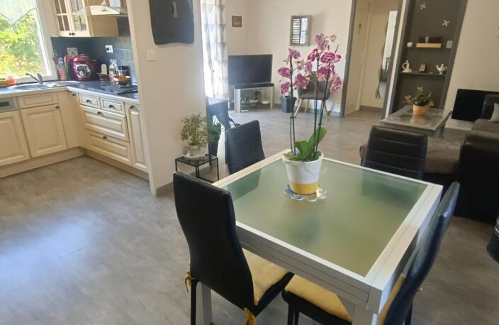 Maison de plain-pied de 90 m2 sur une parcelle de plus de 4 000 m2 — photo 5