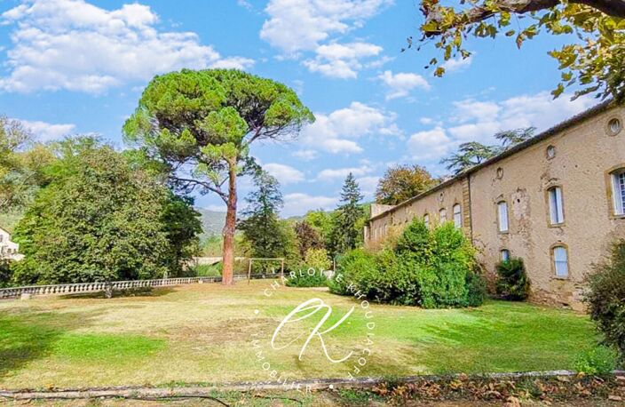 Un ancien évêché du XVIIe siècle  2 500 m², 30 chambres et 1,3 hectare de parc au coeur du Pays Cathare. Hôtel, événementiel, séminaires, spa ou projet touristique — photo 4