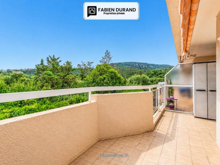 Appartement Traversant 3 pièces dernier étage avec double terrasse et box — photo 1