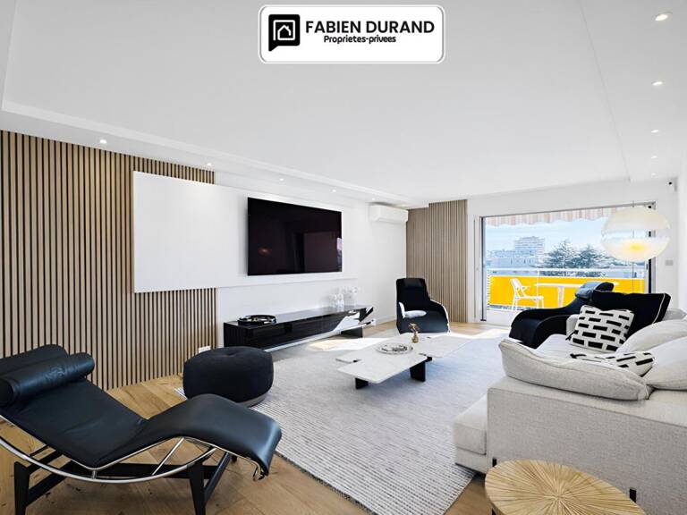 Appartement Unique à Frejus  Plage 3 pièce(s) 70 m2 avec Garage Cave Parking — photo 1