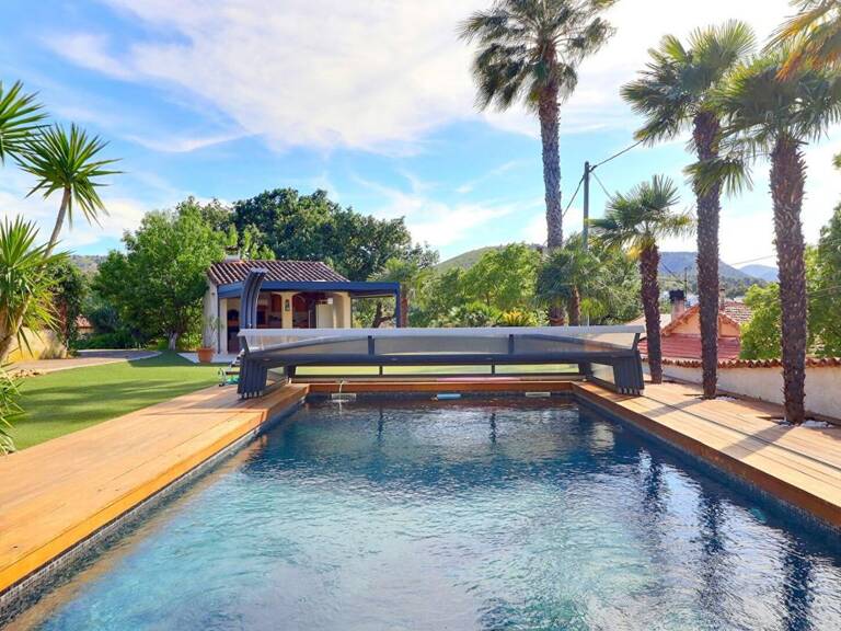 Maison Aubagne 8 pièce(s) 190 m2 avec piscine - jacuzzi sur 1200 m2 de terrain — photo 1