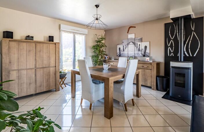 MAREUIL-LÈS-MEAUX  Maison récente 4 chambres avec jardin de 600 m² — photo 3