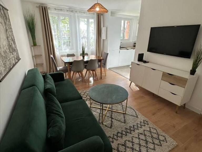 30.GARD.NIMES. Appartement traversant de 62 m² entièrement rénové — photo 1