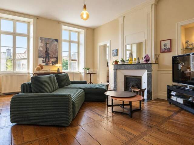 magnifique maison de maitre de 415 m² quartier L'Houmeau — photo du bien
