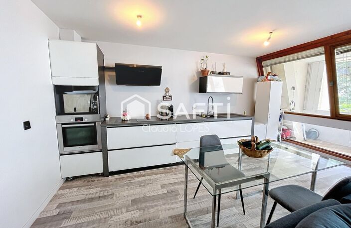 Duplex 104 m² de 4 pièces avec cave et parking — photo 2