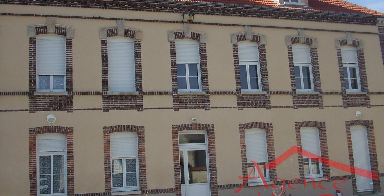 Location appartement 5 pièces 72 m² à Anglure (51260) — photo 1