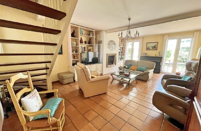 Vente maison 5 pièces 138 m² Anglet (64600) — photo 2