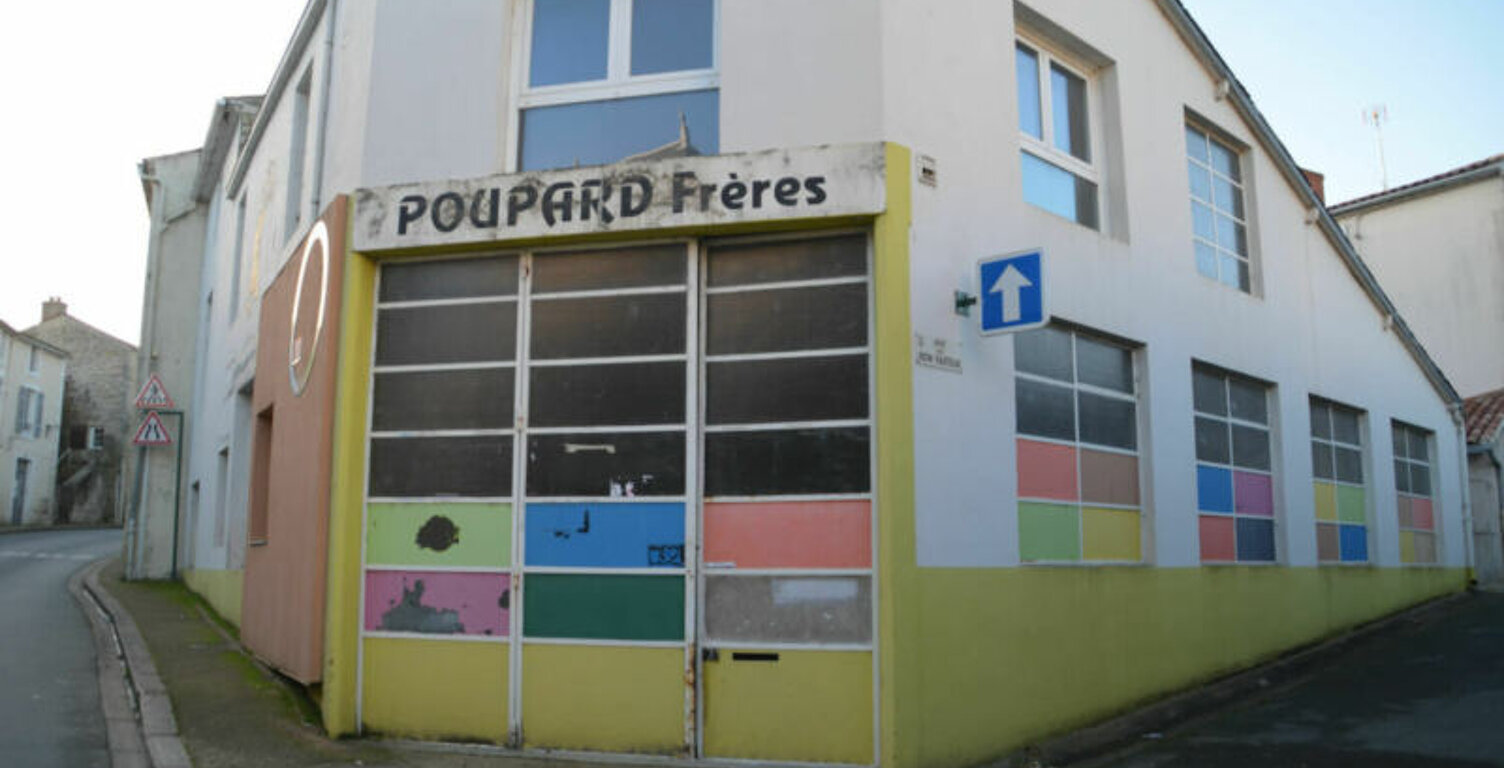 local commercial à réhabiliter avec appartement — photo 1