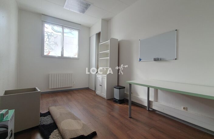 Location local industriel  55 m² à Longvic (21600) — photo 5