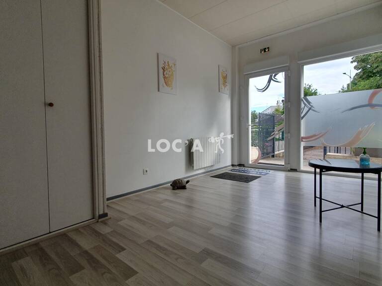 Local industriel  55 m² — photo 1