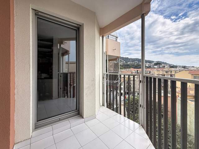 F2. NICE / LE PORT — photo du bien