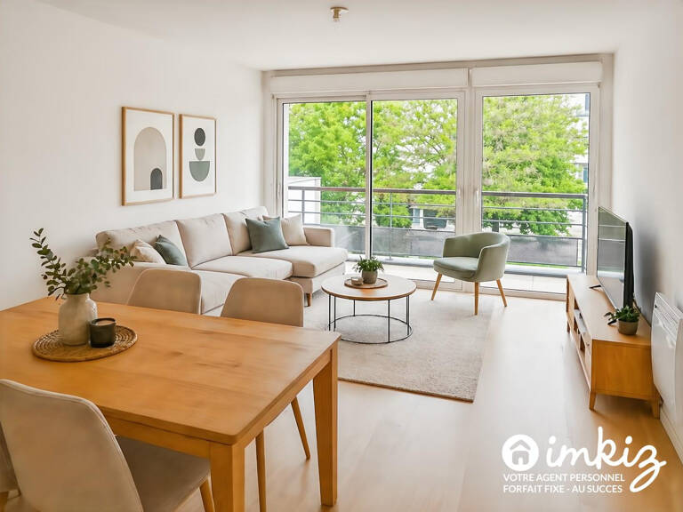 T2 lumineux avec balcon, parking et ascenseur — photo 1