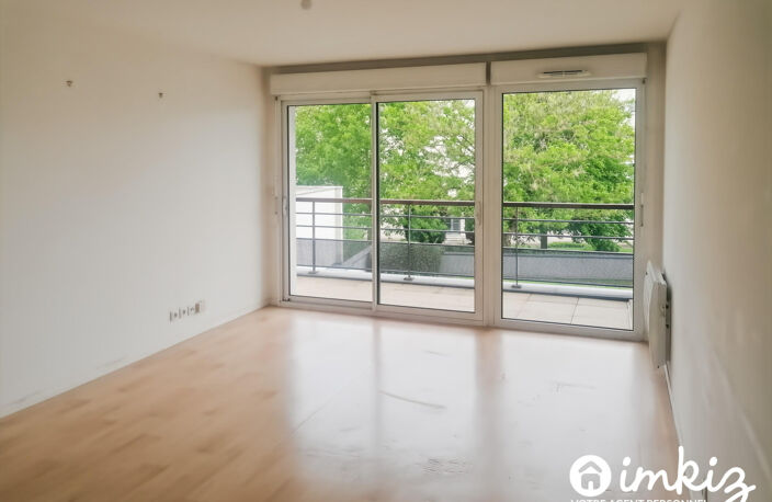 T2 lumineux avec balcon, parking et ascenseur — photo 4