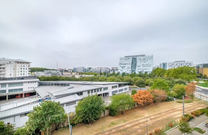 À vendre – Superbe T3 de 70 m² avec balcon – Lyon 3ᵉ, proche Part Dieu — photo 2