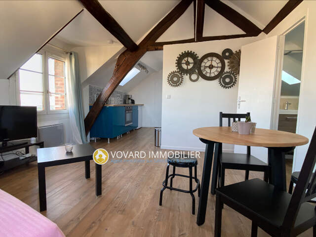 Appartement F2 MEUBLÉ de 30.7m2 à Montmorency — photo du bien