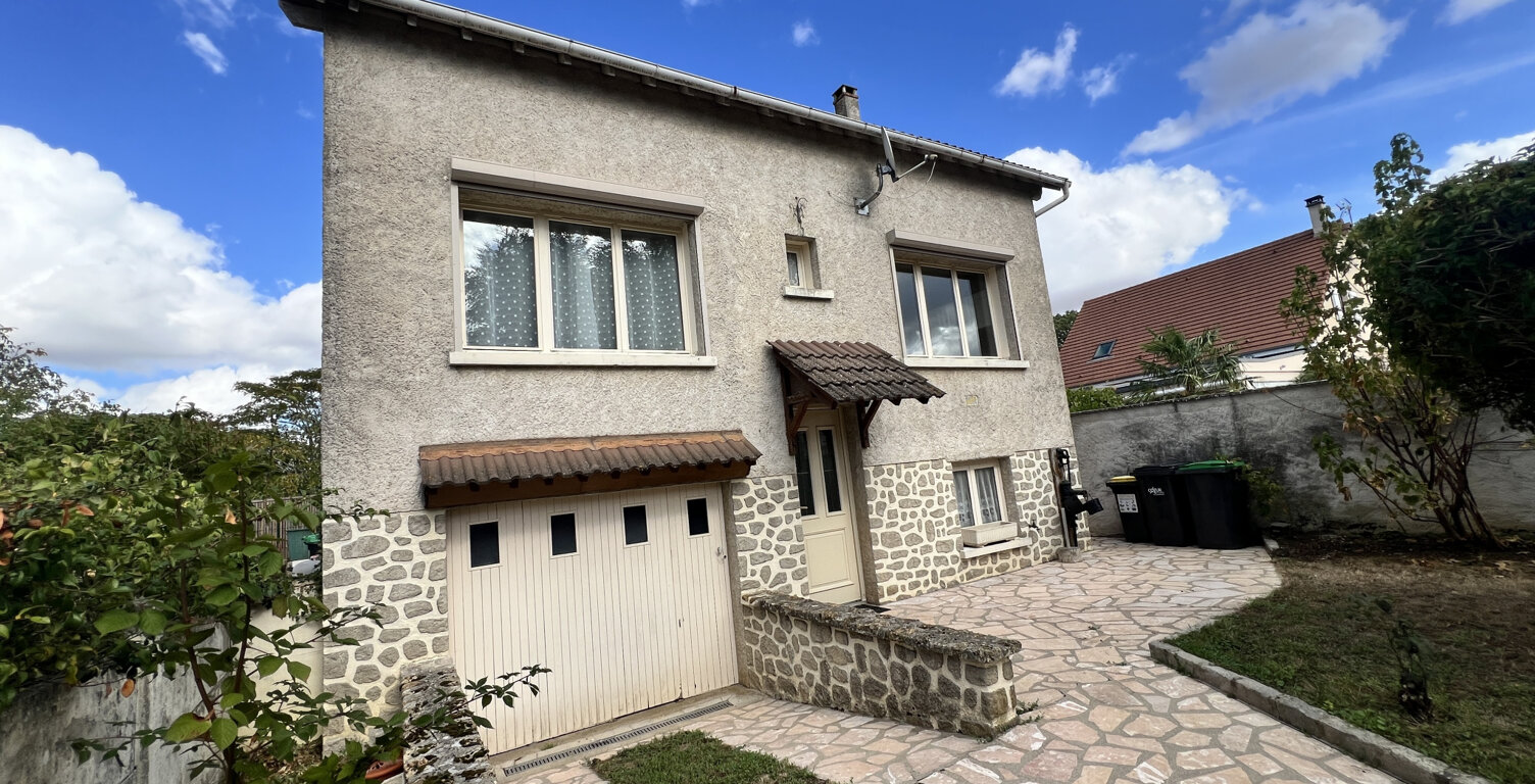 MAISON SUR SOUS SOL TOTAL — photo 1