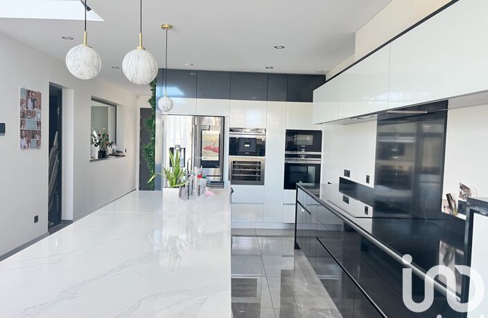 Vente Maison/villa 6 pièces — photo 4