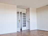 GRAND APPARTEMENT T2 AVEC BALCONS PARKING ET CAVE — photo 4