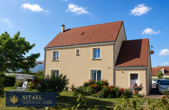 Maison 153 m² - 5 chambres - Sandillon - jardin — photo 2