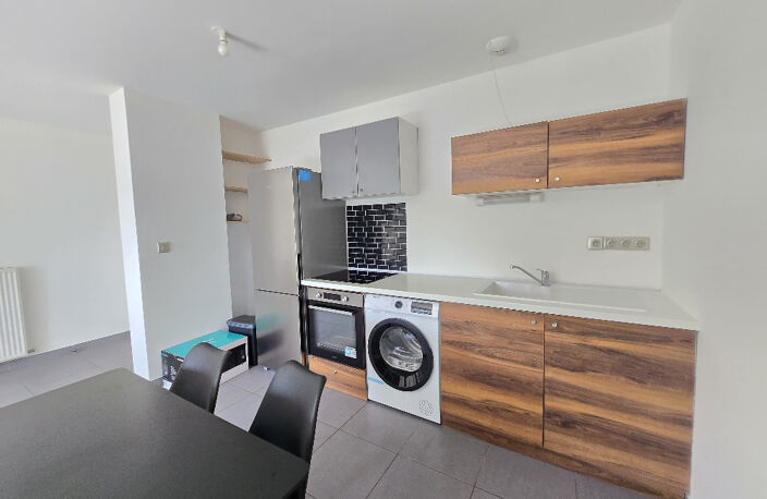 Appartement type 4 ENTIEREMENT MEUBLE 69350 LA MULATIERE — photo 4