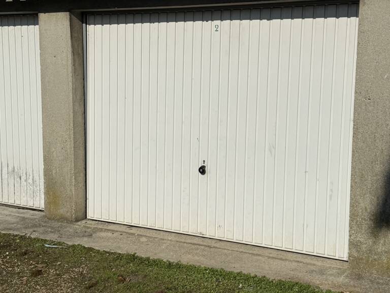 Vente Garage 14 m&sup2; — photo 1