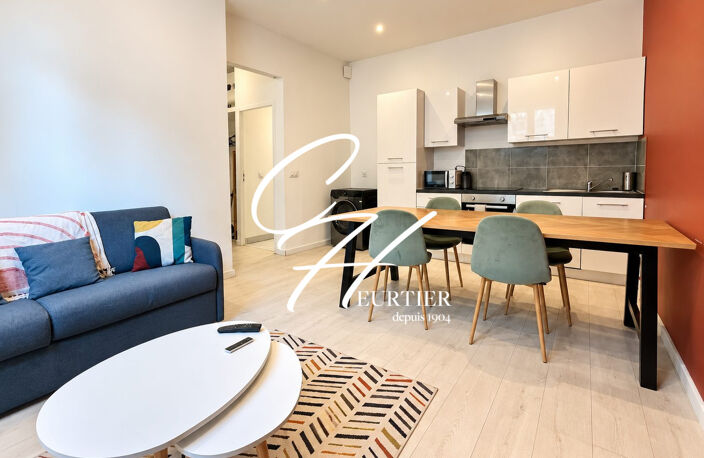 GRENOBLE - Appartement T2 - Rénové à neuf — photo 4