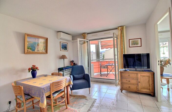 NICE RIQUIER — photo 2
