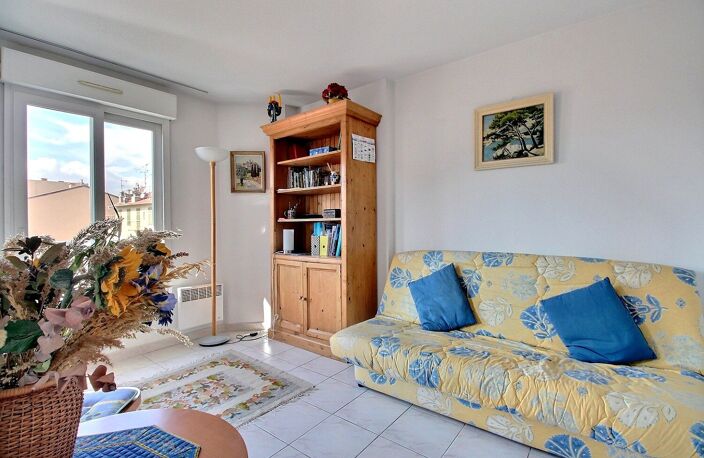 NICE RIQUIER — photo 3