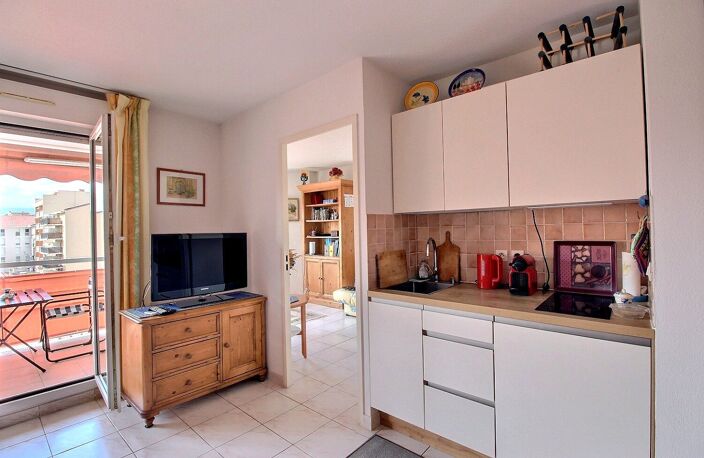 NICE RIQUIER — photo 4