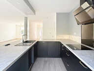 BEZANNES — photo 2