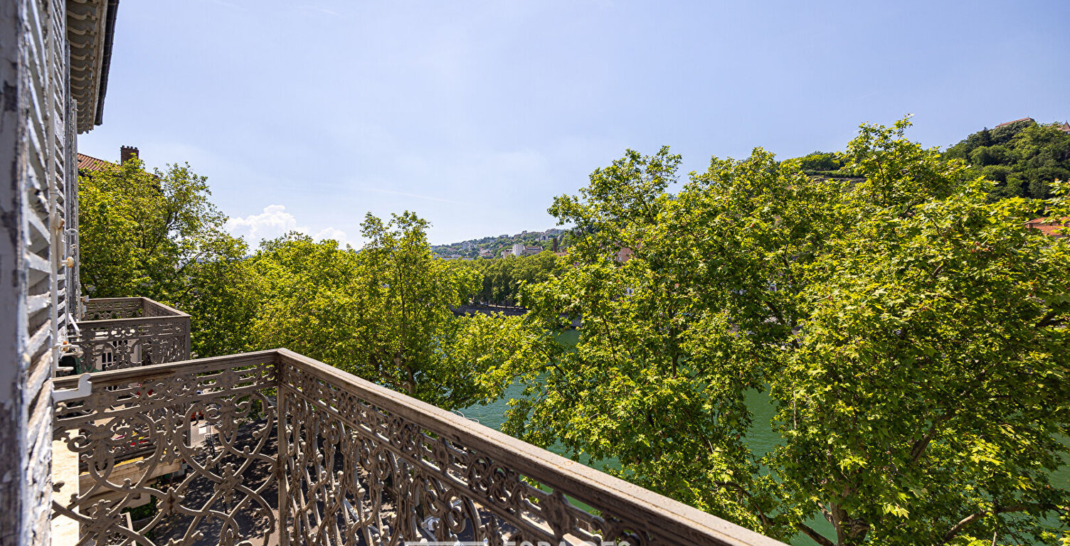 Appartement familial Quai Tilsitt entre ciel et Saône — photo 1