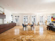 Duplex d'exception en dernier étage Rue du Président Edouard Herriot — photo 3