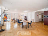 Duplex d'exception en dernier étage Rue du Président Edouard Herriot — photo 4