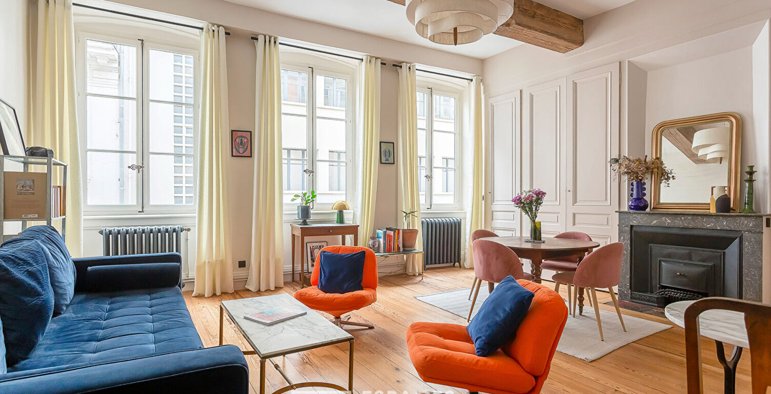 Magnifique appartement bourgeois entièrement rénové dans le quartier Grôlée — photo 1