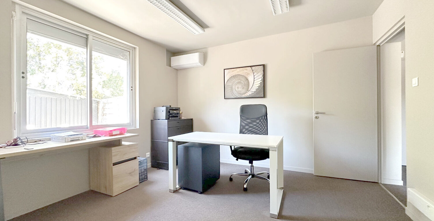 Bureaux Aix En Provence 1 pièce(s) 14 m2 — photo 1