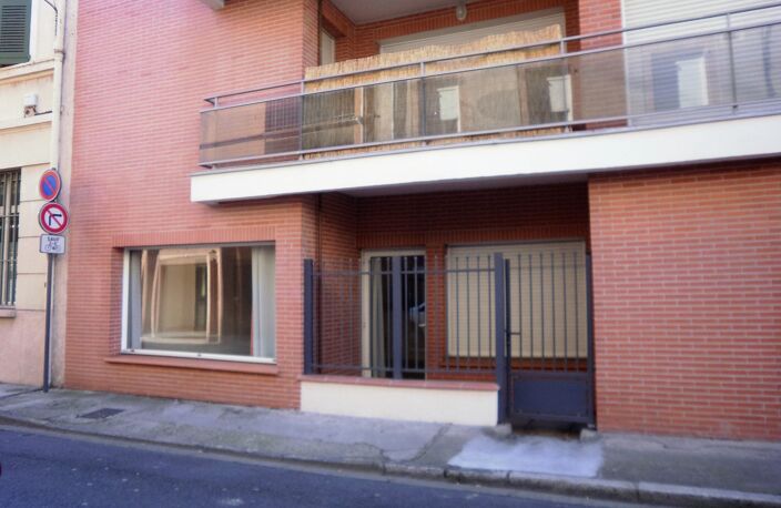 ALBI - APPARTEMENT DE TYPE 2 EN RDC — photo 3
