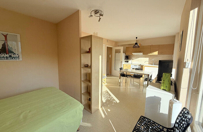 Appartement  1 pièce(s), parking, cave, piscine, tennis — photo 2