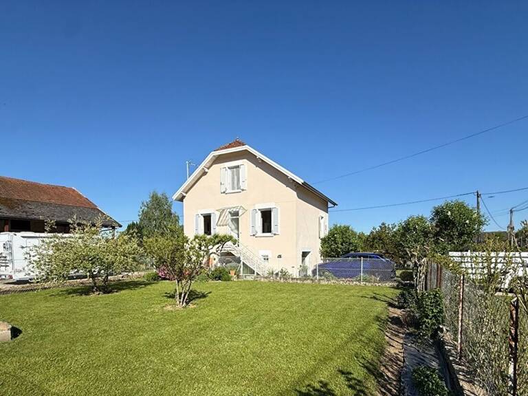 Maison  4 pièce(s) 94.42 m2 , terrain , atelier et cave - SAINT BERON — photo 1
