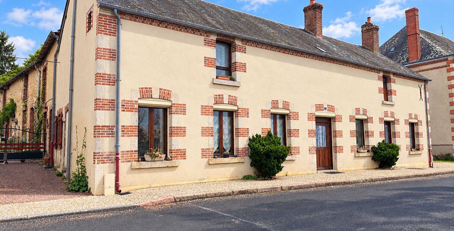 Ensemble immobilier avec habitation et ateliers ? Villegenon — photo 1